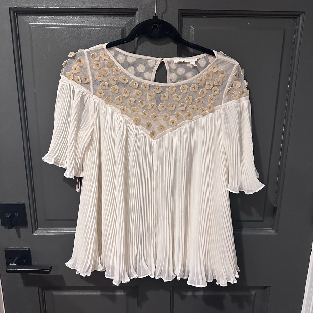 White Floral Flowy Blouse